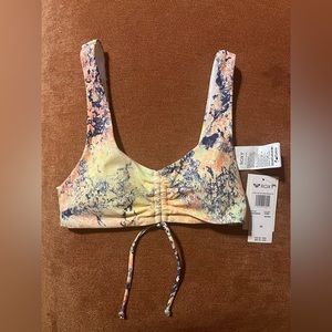 New never worn Roxy xs swimsuit top